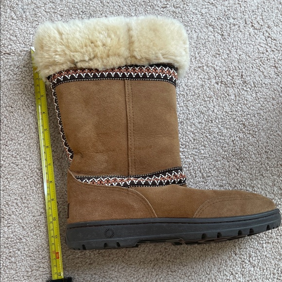 UGG Tan Suede Winter Boots with Cream Lining - Picture 9 of 11